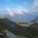 Tiefblick vom Sulegggrat auf Ober's Sulsseewli und Lobhornhütte