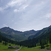 Nun noch auslaufen: Alp Valüna im Kessel und dem Schwarzhorn