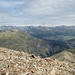 der Weitblick vom Gipfel-Geröll des Piz Chalchagn nach Norden