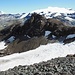 La cima nord del Monte Roisetta ed il piccolo ghiacciaio tra le due vette
