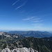 Blick gen Norden zu den Chiemgauer Alpen. Rechts blitzt der Chiemsee hervor