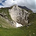 <b>Zona carsica presso il Colle di Randolo (2364 m).</b>