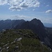 Gegenüber Raffelspitze und Hochkarspitze.