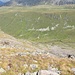 Tiefblick von der Segantinihütte ins Val Muragl. Die gerade Linie ist der Murmelipfad aus [tour97509 Muragl-Modul 3: Lej Muragl].