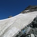 Routengabelung auf Furggji - mit Spitze des Mettelhorns im Hintergrund, Platthorn oben rechts
