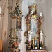 Chiesa di Unserer Lieben Maria Himmelfahrt a Kaltenbrunnen. Il pulpito ed un altare.