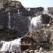 Wasserfall auf etwa 2300 Meter (Linker Aufstieg durchs Tal)