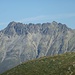 auffällig, die Crasta Mora (2935m) über dem Val Bever