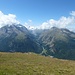 Blick ins Val Rosegg, flankiert vom Piz Chalchagn (links) und dem Rosatsch-Massiv