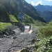 Wasserfassung mit einem Tiroler Wehr im Lavtinabach