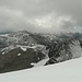 auf dem Gipfel der Butzenspitze, an der Hinteren Schöntaufspitze auch südseitig etwas Schnee