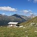 neuere Alphütte bei P2393