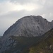 Zoom von der Jöchlspitze zur Ramstallspitze und deren Aufstiegsroute. Brüchige Angelegenheit, das sieht man schon von hier...!