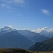 im Aufstieg zum Sparrhorn mit Blick zu den Walliser Alpen