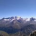 am Gipfel: Gran Paradiso (4061m) in der Mitte, rechts daneben La Tresenta (3609m), rechts davon Ciarforon (3640m), rechts davon Becca di Monciair (3545m)