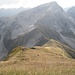 Abstieg zum Himmelecksattel zurück - dahinter der Nordgrat zum Großen Wilden mit der Gamswanne, dem Kar links