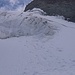 Steinschlag- und Serac-gefährdete Abstiegsgletscherrampe unter der Pointe Dosia