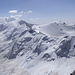 Eindrücklicher Blick in den Gletscherkessel vom Gipfel