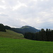 das Tagesziel - der Kronberg, ein Nagelfluhberg der letzten Bergkette vor dem Alpstein<br />mit dem Bike gehts bis zur Scheidegg, danach weiter zu Fuss