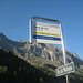noch gute 10 Minuten dann kommt der Bus nach St. Moritz