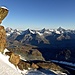 Durchblick zu anderen schönen Zermatter.