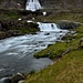 Fjallfoss (Dynjandi)<br /><br />100m hoch und mit etlichen weiteren Wasserfällen:<br /><br />Hundafoss (Dynjandisá), Göngufoss (hinter dem ein Durchgang existiert), Háifoss (Dynjandisá), Úðafoss, Bæjarfoss (Dynjandisá).<br />