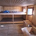 Auch das Innere der Biwakhütte möchte ich kurz vorstellen - geräumig, Schlafplatz für 10 Personen (zur Not können es sicher auch mehr sein) .....