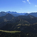 [http://f.hikr.org/files/1877328.jpg Blick über den Scheinberg zur Zugspitze]