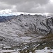 am Col d´Eychassier; Blick zu Col Agnel (links) und Punta dell´Alp (3031m) und Il Pelvo (3021m)
