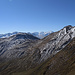 Blick zur über die Fuorcla Gualdauna zur Berninagruppe<br /><br />rechts im Hang ist wunderbar der Höhenweg zu erkennen