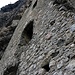 Einzig die talseitige Wand der Burg Wolkenstein steht heute noch.