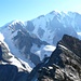 Mont Blanc,links runter der Bossesgrat zur weissen Kuppe Dôme du Goûter und ganz links Aig.de Bionnassay