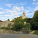 Estavayer-le-Lac. Unteres südwestliches Stadttor mit Stadtmauer und Turm