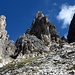 Rückblick zum steileren Teil des steinschlägigen, doch einfachen Abstiegs nach der Forcella del Diavolo