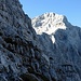 Der steile Aufstieg durch die Tominškova-Route ist durchwegs perfekt markiert.