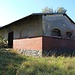 Einstiger Bahnhof Lindava (Lindenau), Güterschuppen, Straßenseite