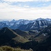 Trotz der bescheidener Höhe hat man ein enormes Panorama - da macht man gerne Pause