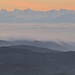 Nebelschwaden streichen über den Hotzenwald, dahinter Fleckistock, Titlis und Sustenhorn