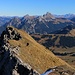 Aussicht vom Gros Van (2188,6m) auf die Gummfluh (2458,0m). Dahinter ist der Gipfel Rocher Plat (2257m).