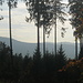 Links Thüster Berg, rechts Ith. Von der Osterwald-Südseite aus gesehen.