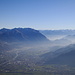 Tiefblick auf Buchs und den südlichen Teil von Liechtenstein, dahinter das Falknismassiv