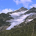 Unterwegs zwischen Ozero Donguzorun und Aj (Mittelstation des Sesselliftes) - Blick zu den beiden Kogutaj-Gipfeln und zum Gletscher.