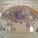 Il Cristo in Maestà circondato dai simboli dei quattro Evangelisti.<br />Sotto la Vergine orante affiancata dagli Apostoli.