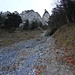 Auf dem Weg von Chilcherberge nach Schwandli sind immer wieder steile Schutt-Runsen zu queren.