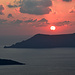 La veille au soir : soleil couchant sur la caldeira de Santorin