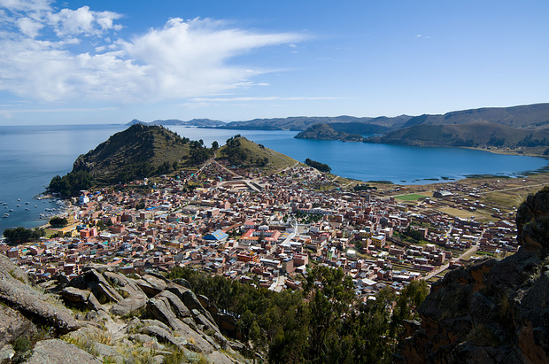 Blick vom Cerro Kesanani nach Copacabana