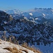 Aussicht während des Abstiegs von der Alphütte La Calaz zur La Linleu (2093m) und den Dents du Midi mit der Haute Cime (3257,4m) und dem Cime de l'Est (3178m).