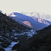 Questa valletta, poco prima dell'Alpe dei Lagoni, è un'autentica ghiacciaia.