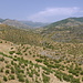 Unterwegs in Nagorny Karabach - Nach längerer Anfahrt aus Armenien (u. a. über den Vorotan-Pass und Goris) haben wir mittlerweile die Grenze zur de facto unabhängigen Republik Bergkarabach passiert. Wie nicht anders erwartet - empfängt uns hier eine schöne Berglandschaft.