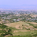 Bei Stepanakert / Xankəndi - Ausblick im sommerlichen Dunst über die Hauptstadt von Nagorny Karabach.